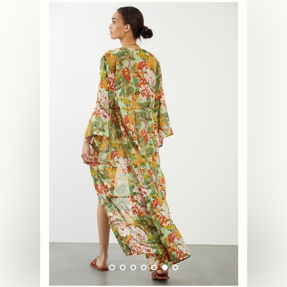 * SOLD ON INSTAGRAM* Anthropologie Floral Duster Kimono - Picture 4 of 12